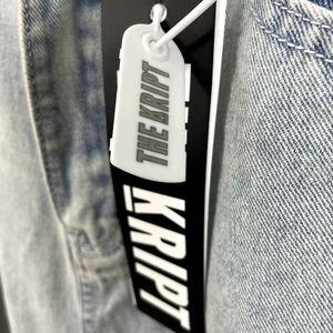 The Kript Loose Jeans Women's S‎ light Wash Denim 100% Cotton High Rise